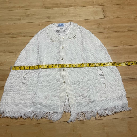 NEW Julius Berger Sweater Shaw P & P Cape Girl - Picture 8 of 9